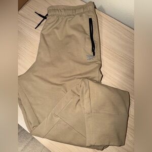 Reebok Men's Beige Joggers